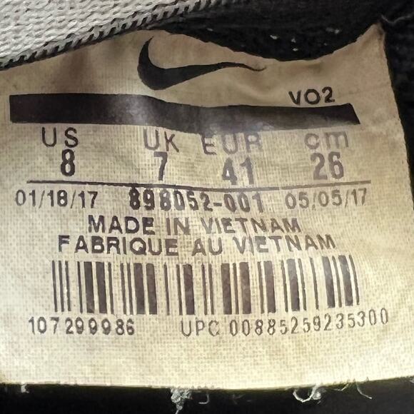 Nike Shoes Mens 8 Free Train Virtue Training 898052-001 Black White - Picture 8 of 8